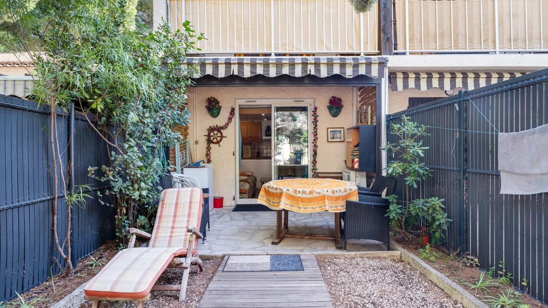 Beau Studio St Cyr Sur Mer Saint-Cyr-sur-Mer